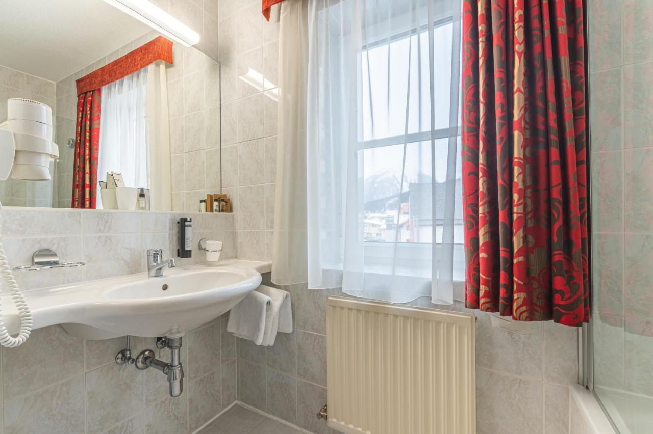 Hotel Tia Monte Nauders Bagian luar foto