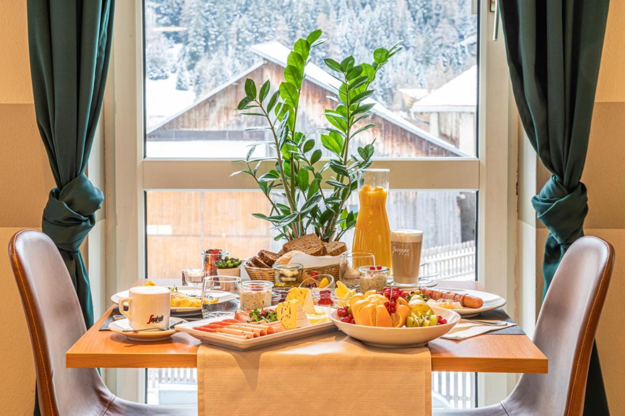 Hotel Tia Monte Nauders Bagian luar foto