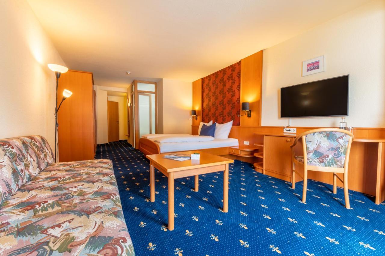 Hotel Tia Monte Nauders Bagian luar foto