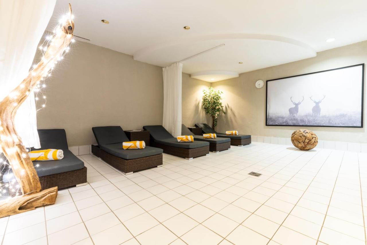 Hotel Tia Monte Nauders Bagian luar foto